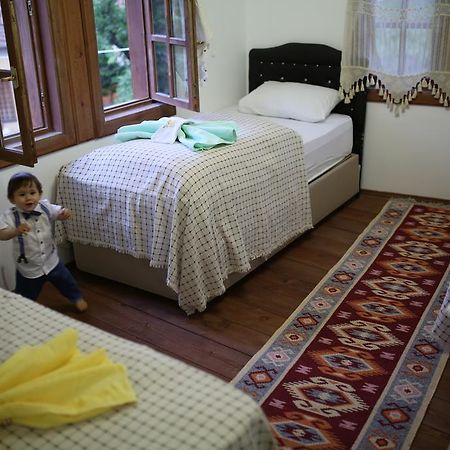 فندق White House سافرانبولو المظهر الخارجي الصورة